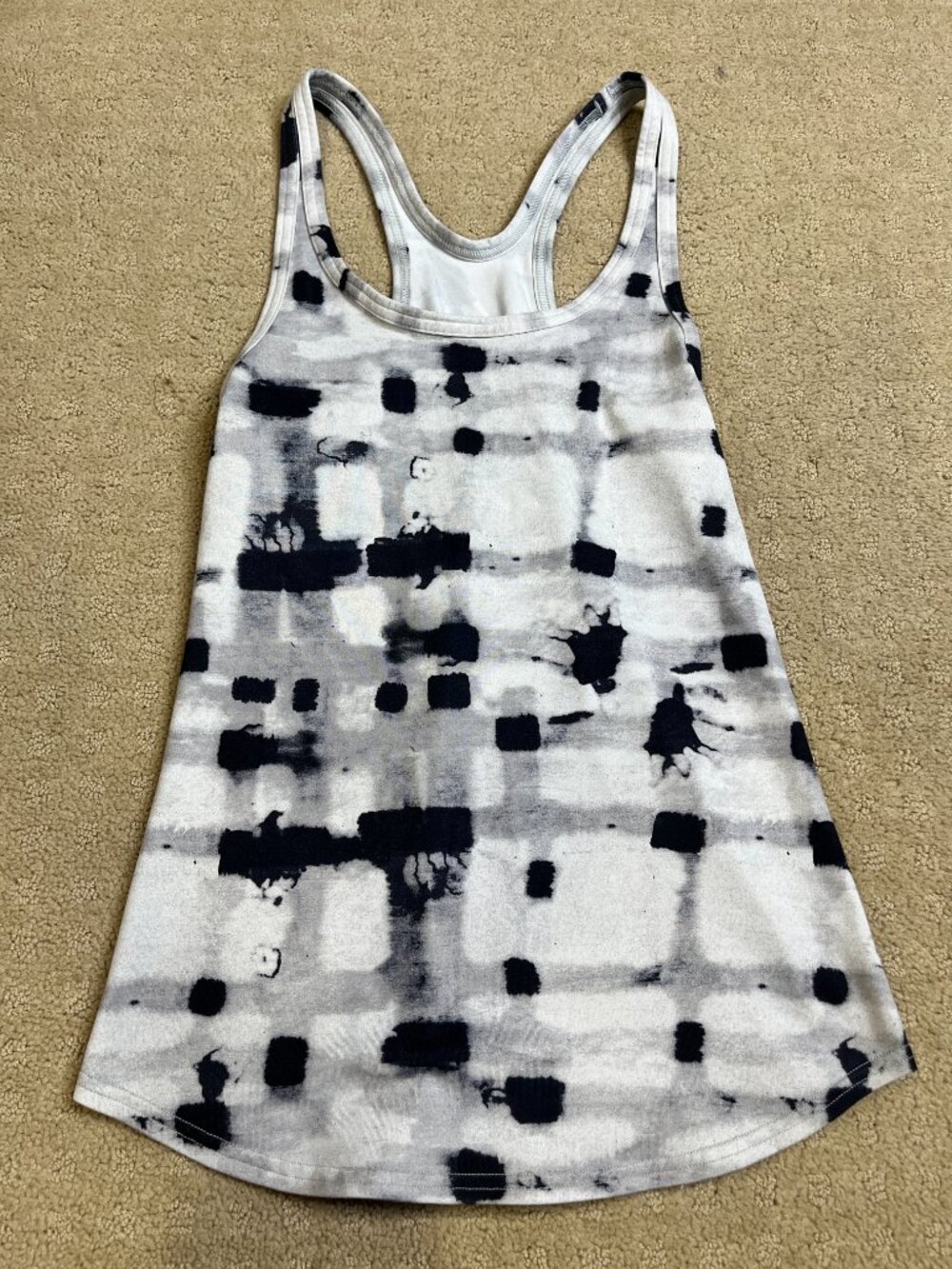 Lululemon Racer Back Tank-black white grey pattern